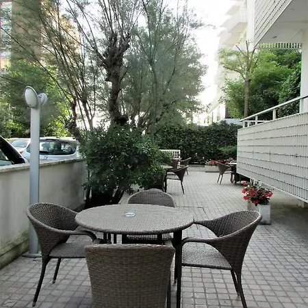 Fiorita 3*