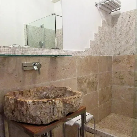Fiorita Hotel